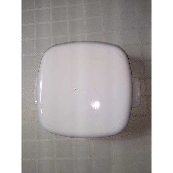 Corningware 1.5 liter casserole dish - Picture 6 of 8